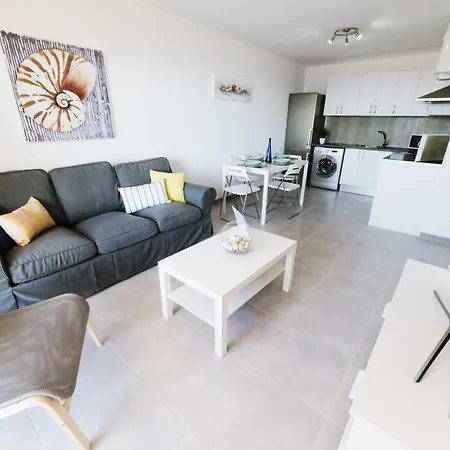 Ocean View Apartment *